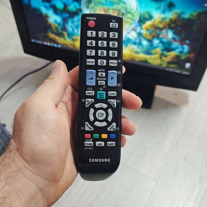 Телевизор SAMSUNG