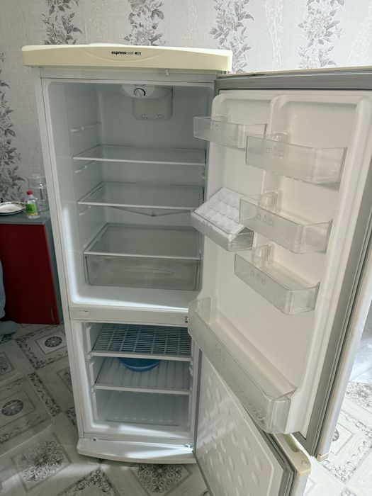 продам холодильник, 155/55/55, перестал холодить