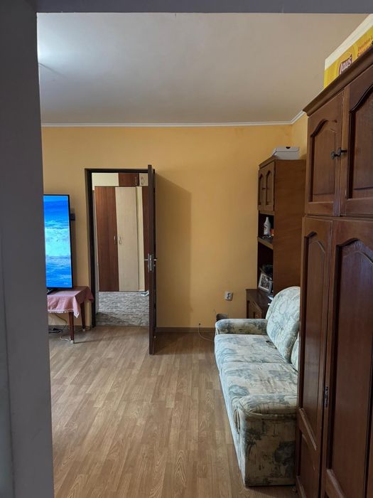 Dau în chirie apartament 2 camere