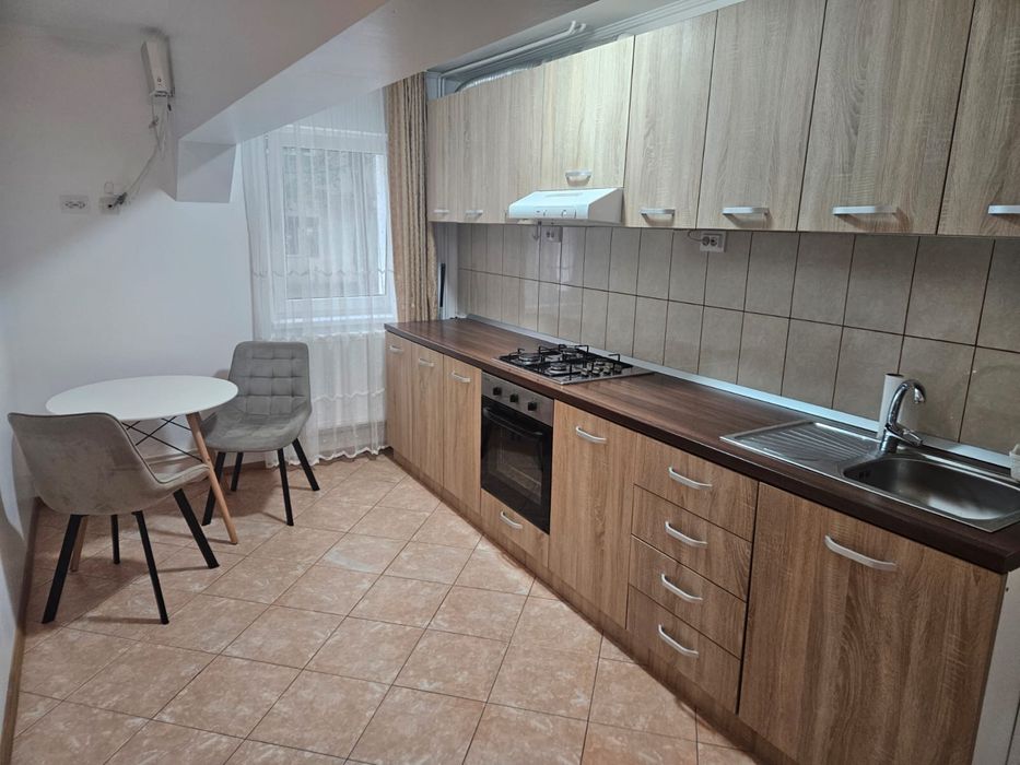 Garsonieră de închiriat