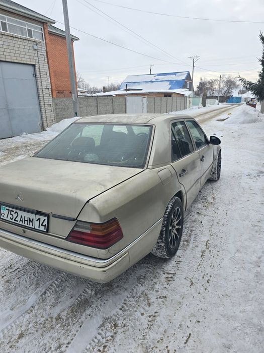 Запчасти Mercedes W124, 102