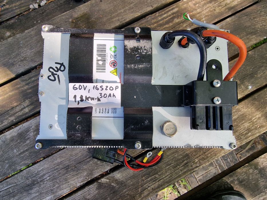 Baterie 60V 1.8kwh 30Ah li-ion triciclu scuter scooter electric motor litiu nu AGM acid