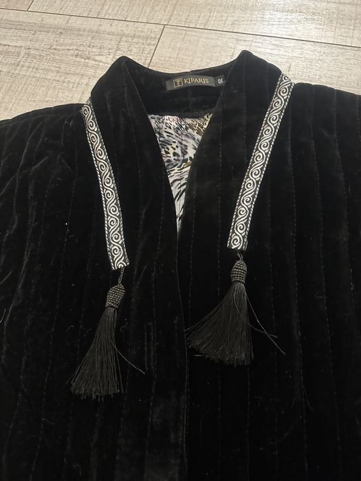 Продам жилет велюр