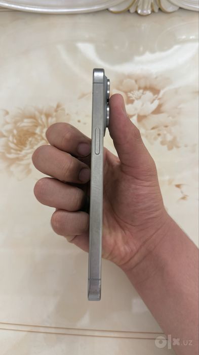 Iphone 15 pro max ideal garantya bor