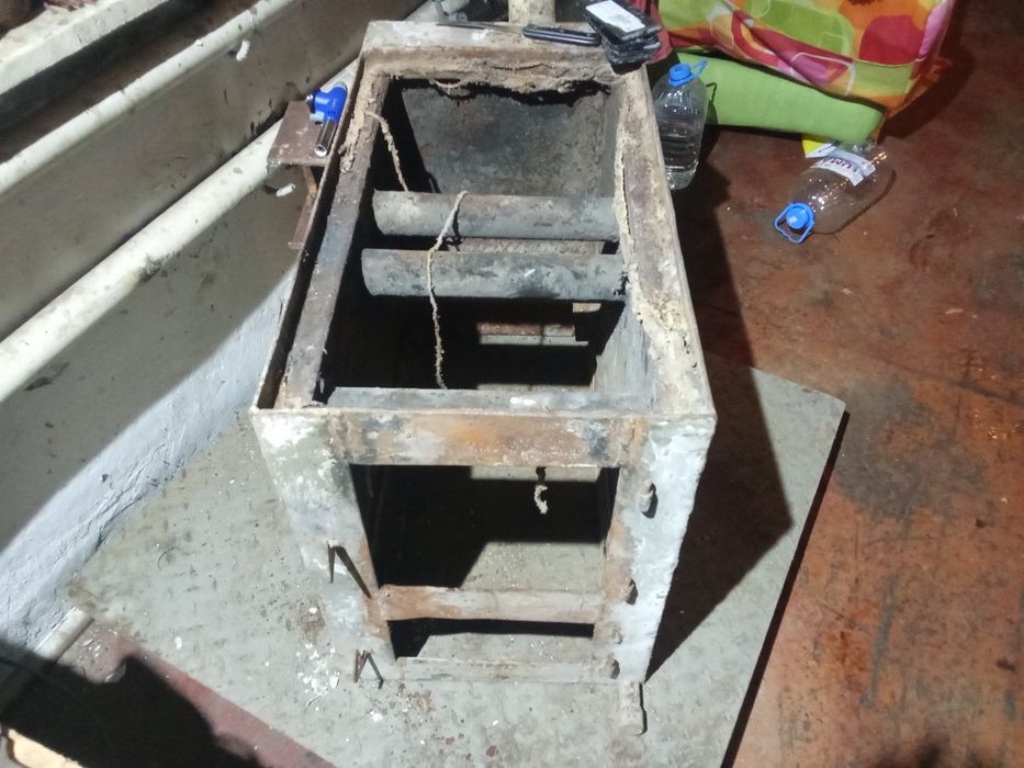 Продам печь на дровах бу.