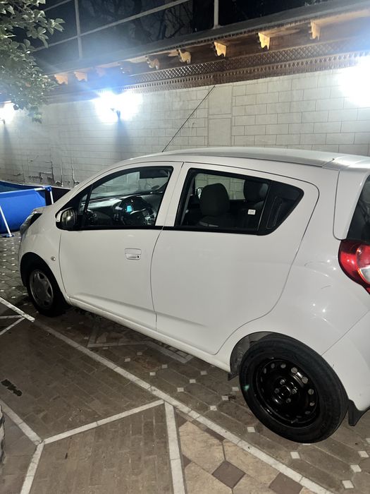 Chevrolet spark 2014