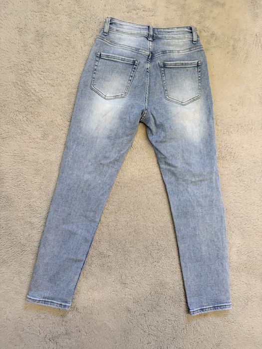 Дънки с камъни размер ХС/С