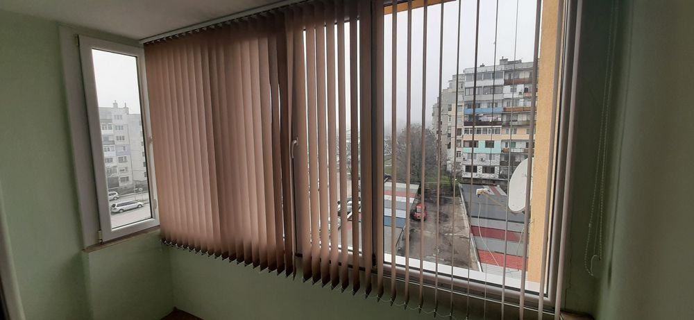Продава се Двустаен апартамент в Разград, Център - 68 кв.м за 1030 €/кв.м - Снимка #5