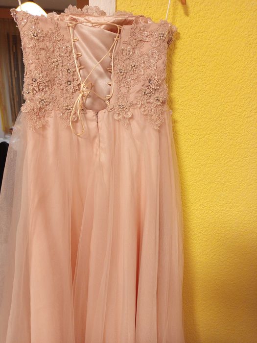 Рокля абитуриантска