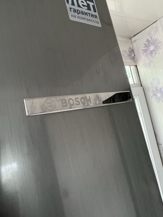 Продам Холодильник Bosch
