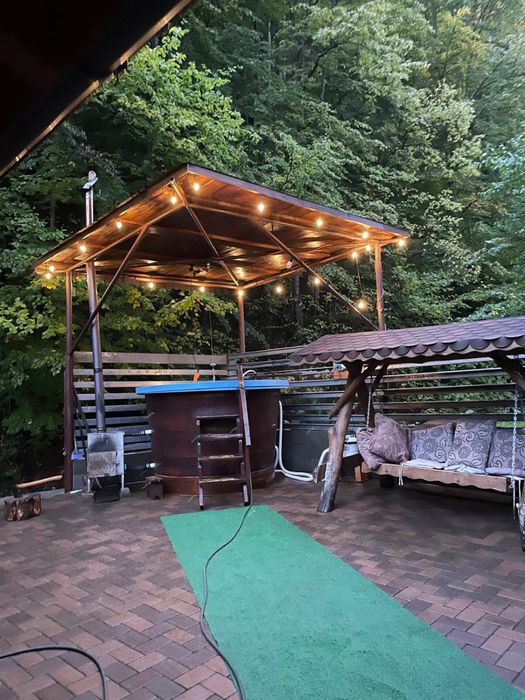 Cabană aproape de Cluj – 6 dormitoare, ciubăr și saună, masă de biliard si de ping pong