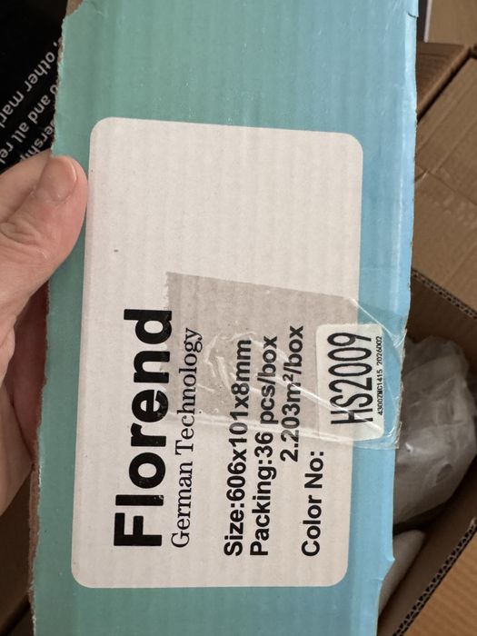 Продам ламинат елочкой