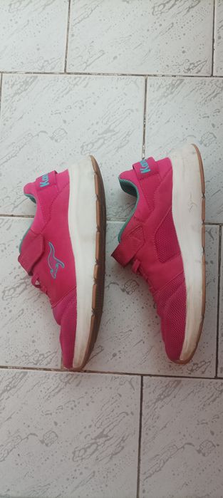 Маратонки Kangaroos