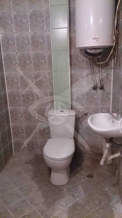 Дава се под наем Двустаен апартамент в Варна, Колхозен пазар - 78 кв.м за 348.84 € - Снимка #4