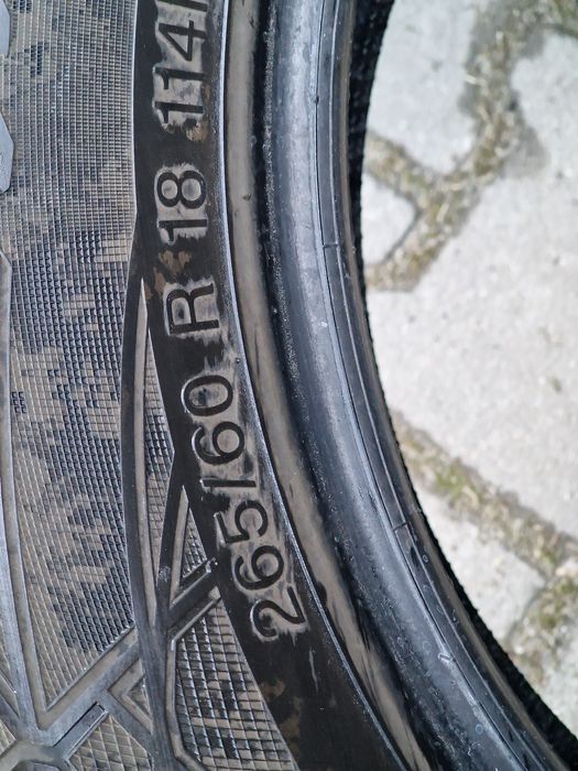 265 60 18 vredestein