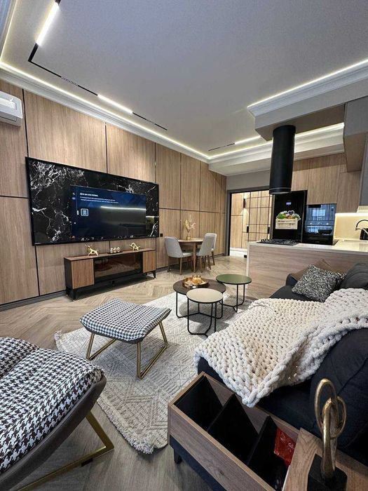 Шикарная квартира в центре города в р-н Юнусабад о-р Ц-4,Ц-5 ID02