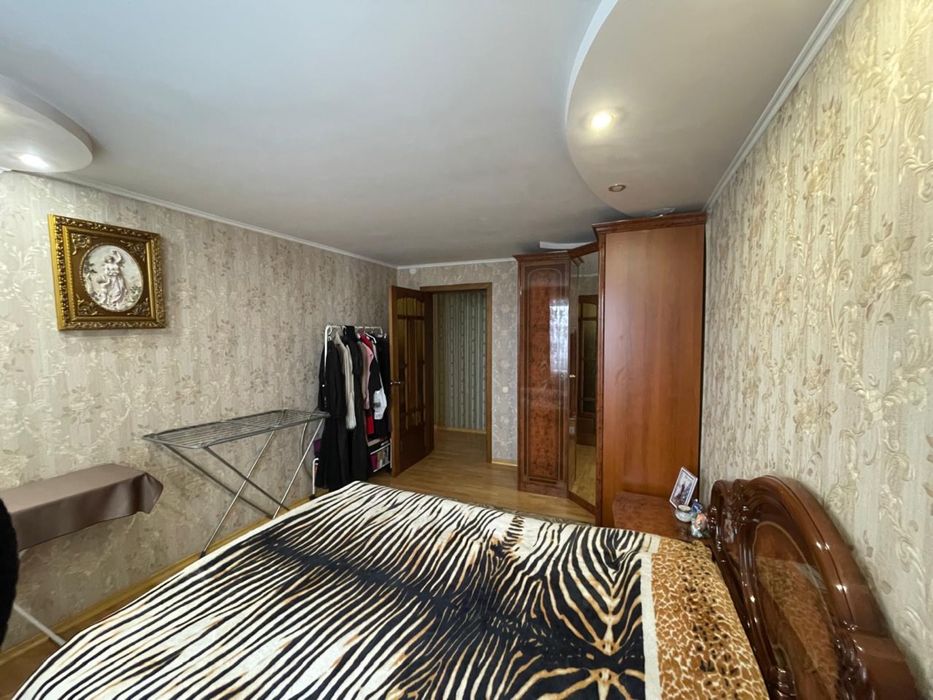 4 комнт, 5/6, кирпич, 99кв