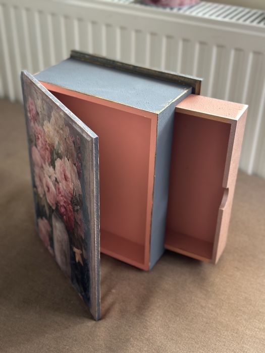 Ръчва декорирана кутия за съхранение