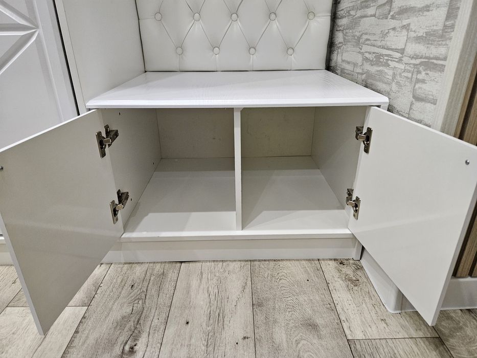 Style Total White Прихожая