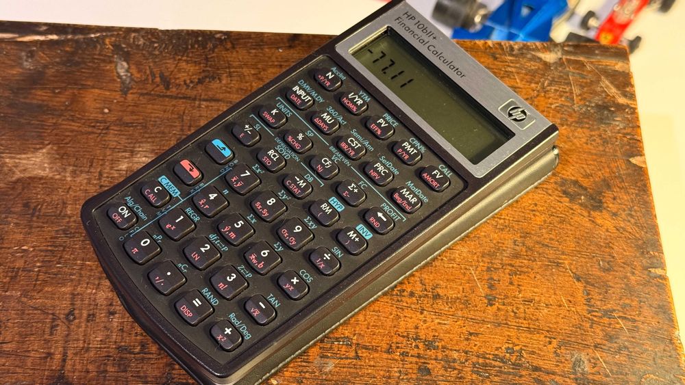 HP 10BII Financial calculator pocket vintage business stock market