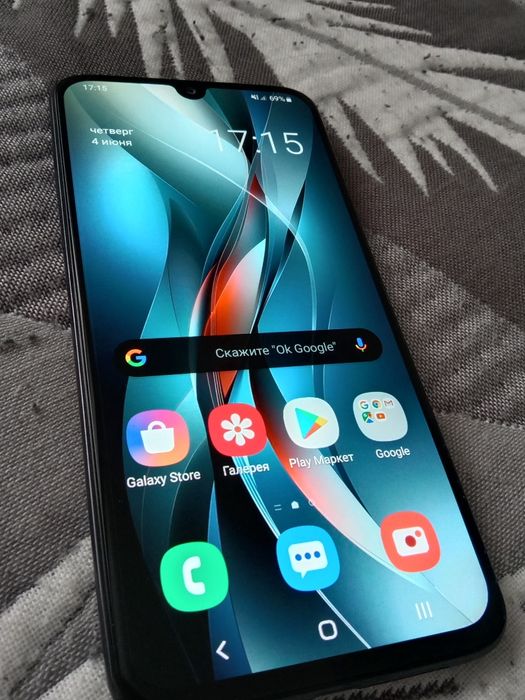 Samsung A40. Доставка