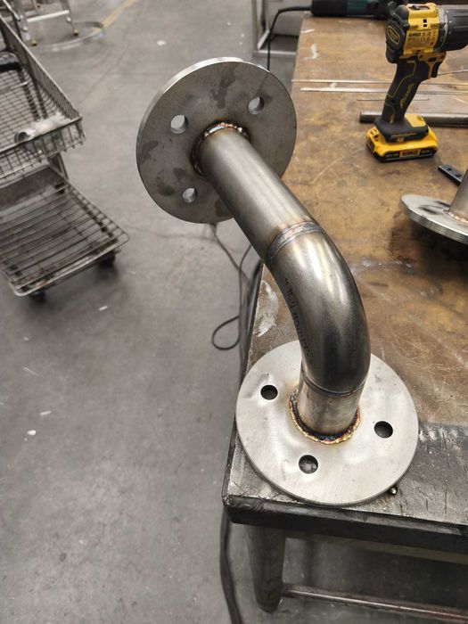 Sudura  inox , aluminiu, otel, confectii metalice.