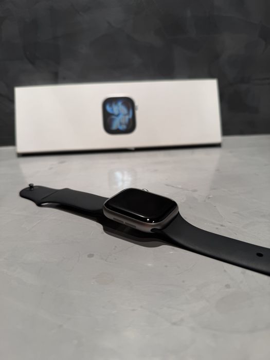 100% батерия! КАТО ЧИСТО НОВ Apple Watch 11 42 mm GPS Space Gray