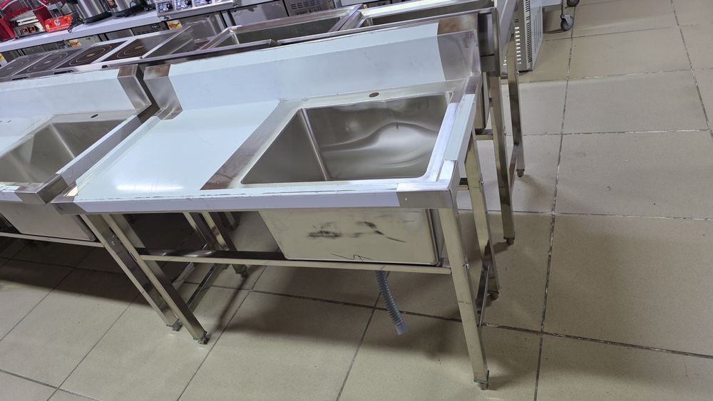 Мойка с рабочий зоны