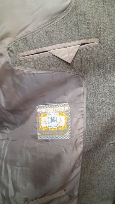 Кастюм мужской 44