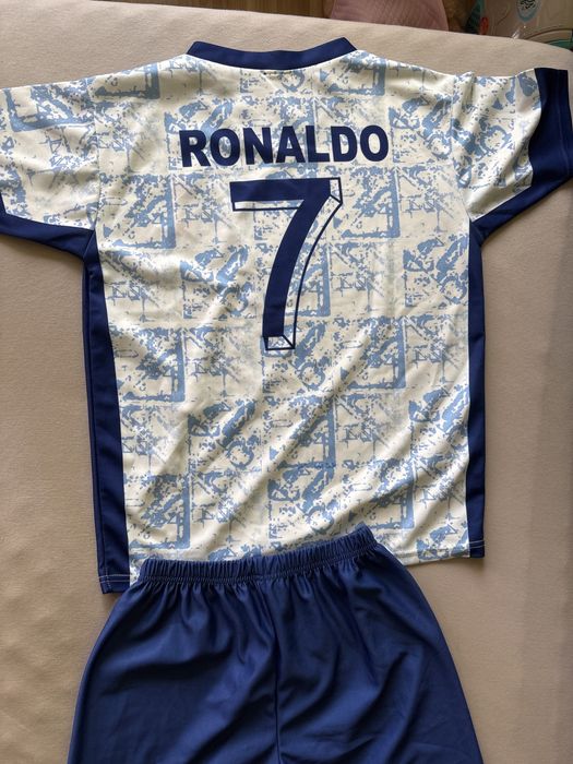 Футболен Екип CR7