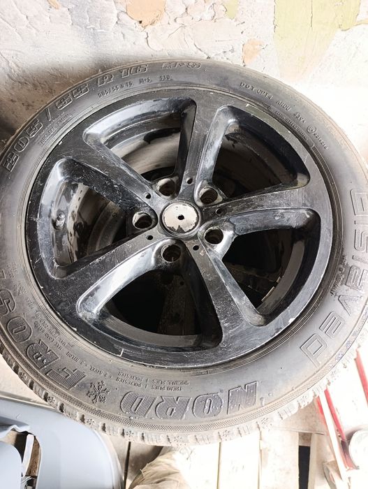 Диск 16 продам от бмв