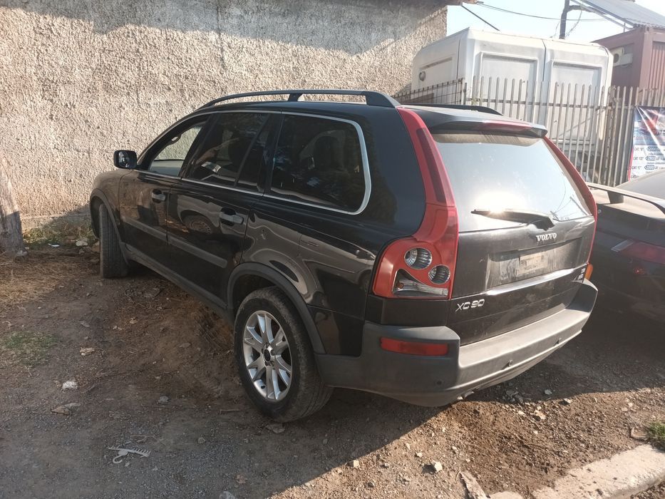 Dezmembrari Volvo XC90 1 (2002-) D5 Motorina