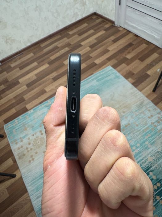 Айфон 15 обычный
