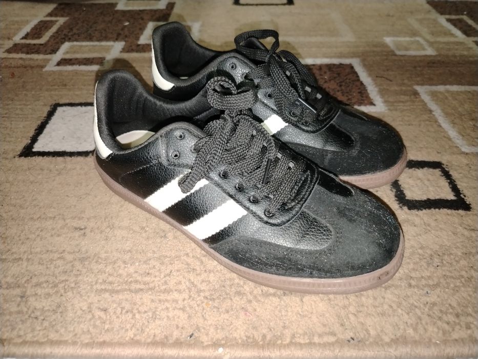 Продаются кроссовки в отличном состоянии