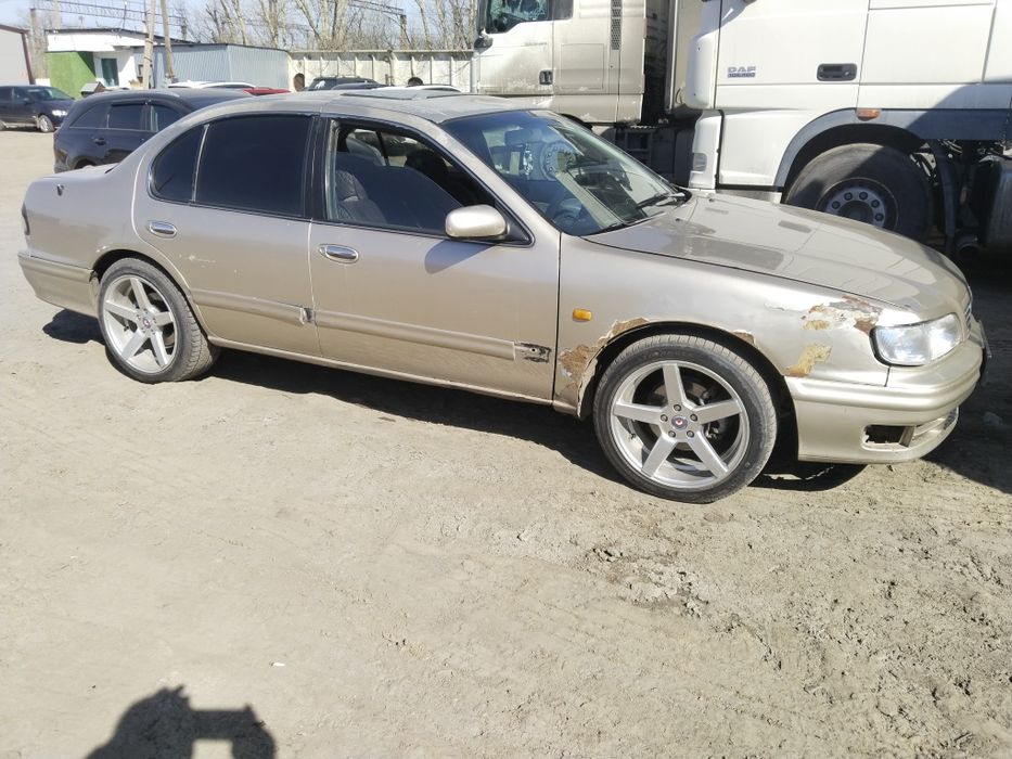 Продам Ниссан максима А32