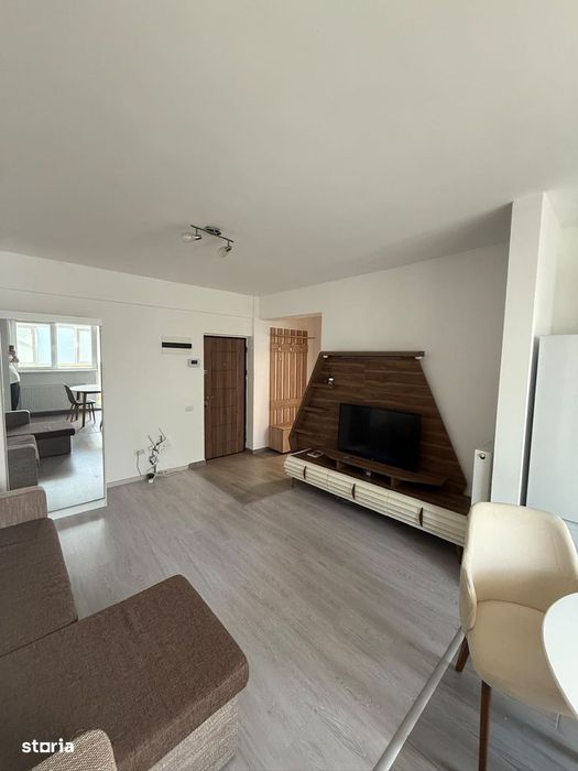 Studio de inchiriat | Aproape de metrou si toate facilitatile