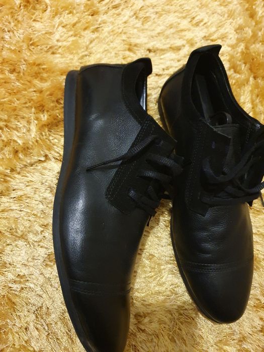 Pantofi din piele marime 42