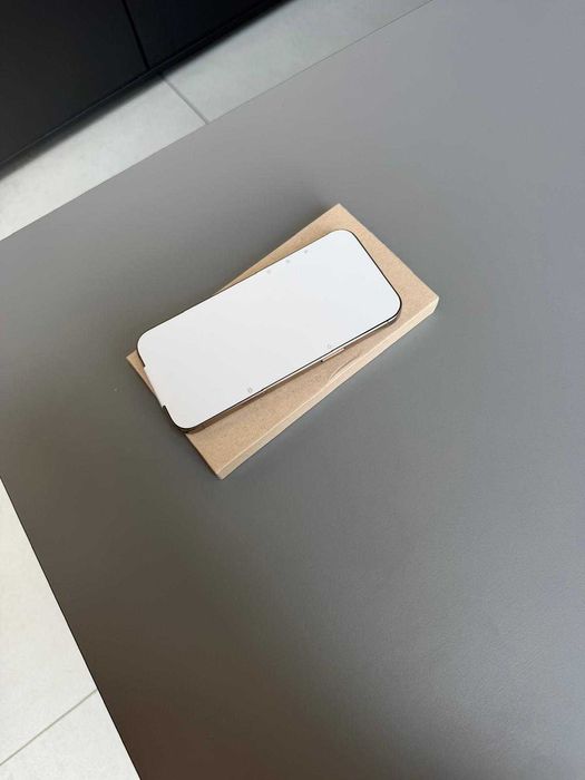 Iphone 16 Pro Max | Nou Desigiliat Ne Activat | 256 GB | Garantie 24 Luni Garangie | Acceptam Si Schimburi .