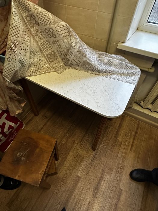 Столы, стулья, тумбочки