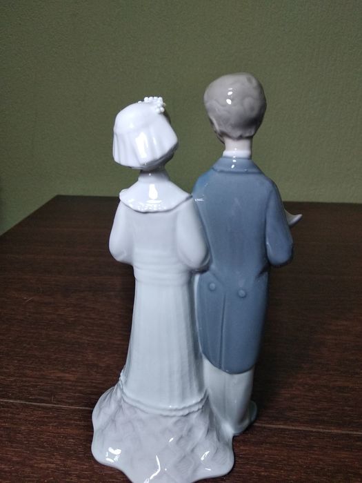 Фарфоровые статуэтки