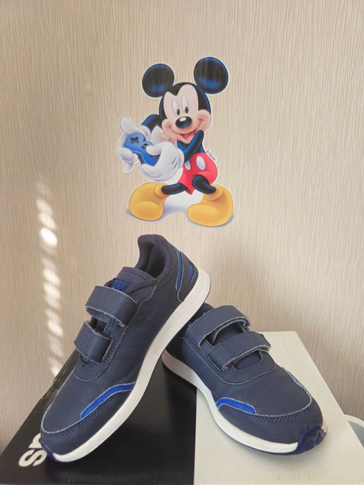 Adidas маратонки