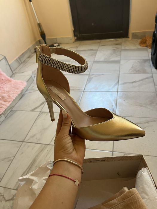 Pantofi d’orsay dama