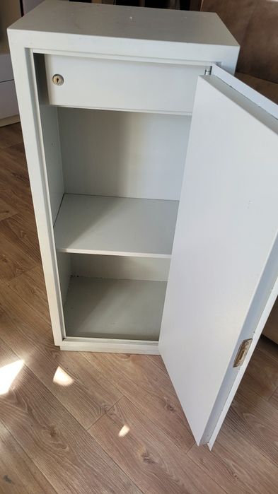 Сейф  размер 44×105