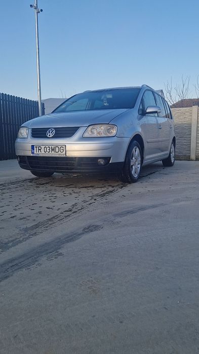 Vw touran 2.0 tdi 136 cp