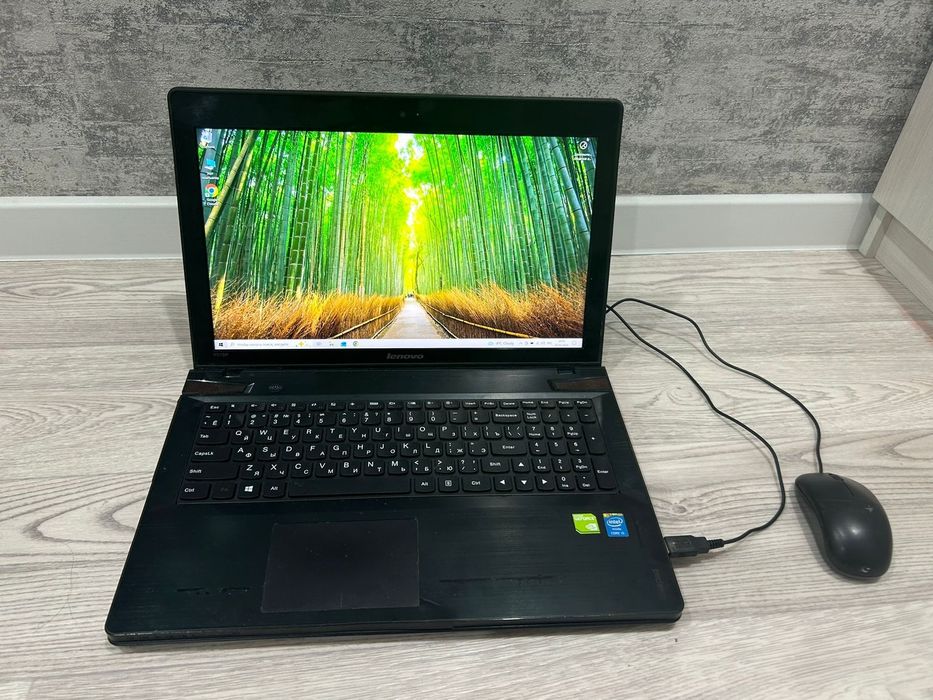 Ноутбук Ленова core i7 ОЗУ 12 гб