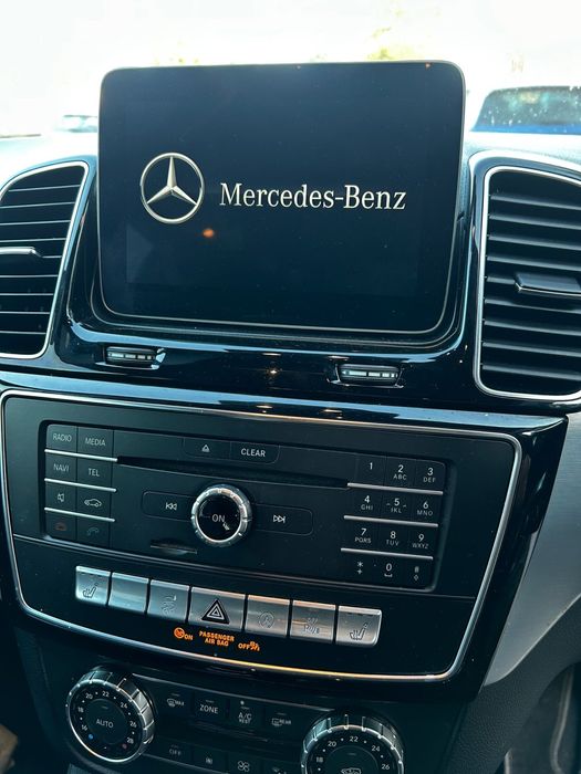Display navigație Mercedes GLE 2018