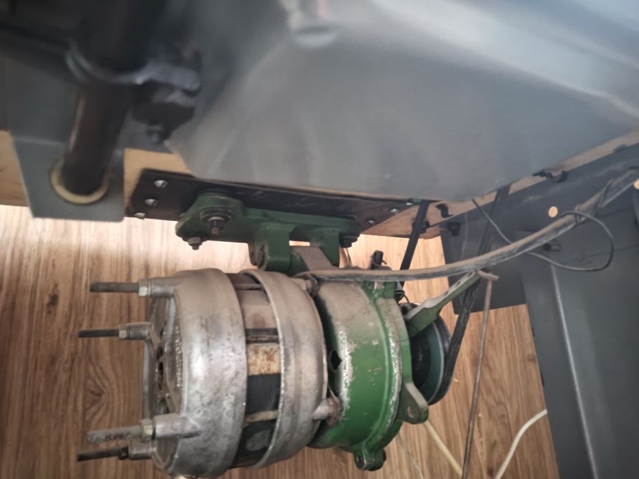 Швейная машина 1022М