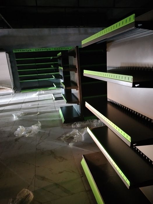 Polkalar magazin uchun (Rossiya)