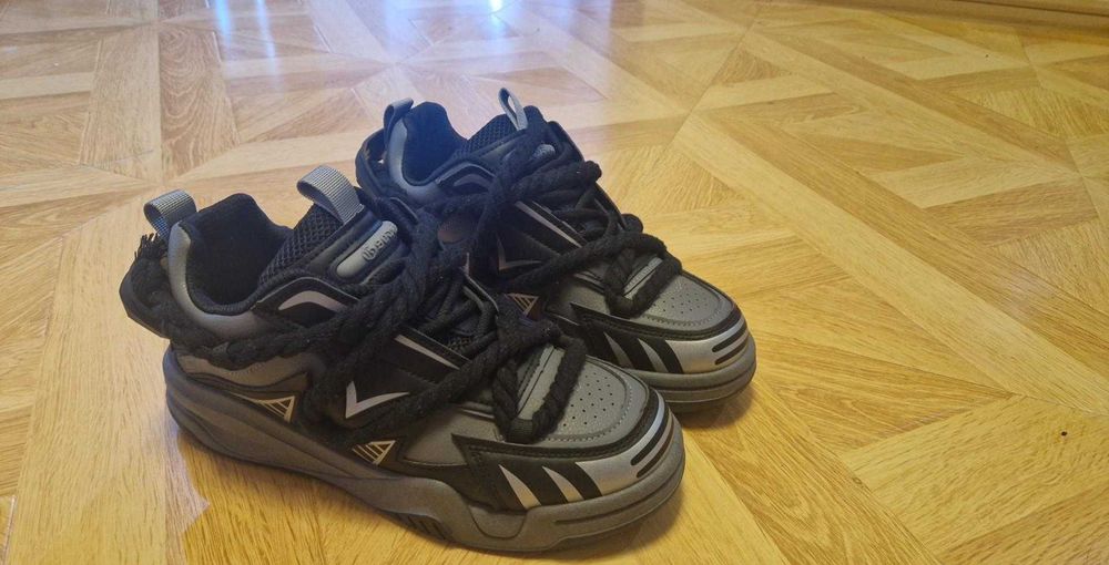 skate shoes sneakers barbati marime 44