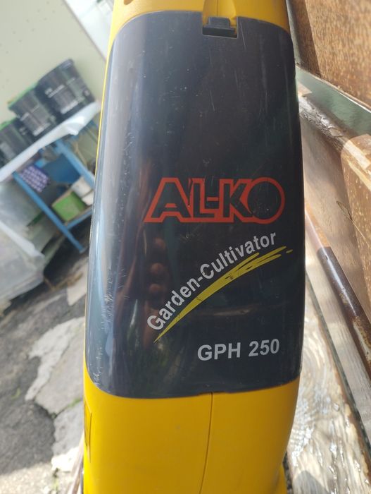 Продам культиватор электрический